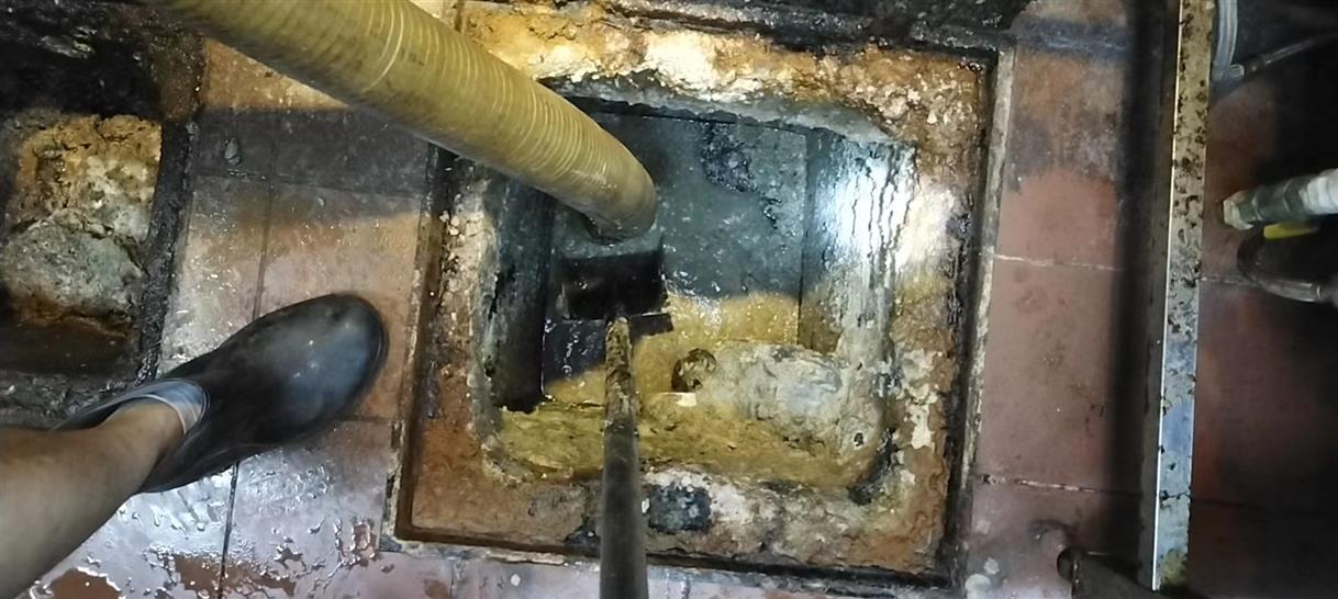 含山污水池清理一般都有毒气，怎么预防中毒呢？